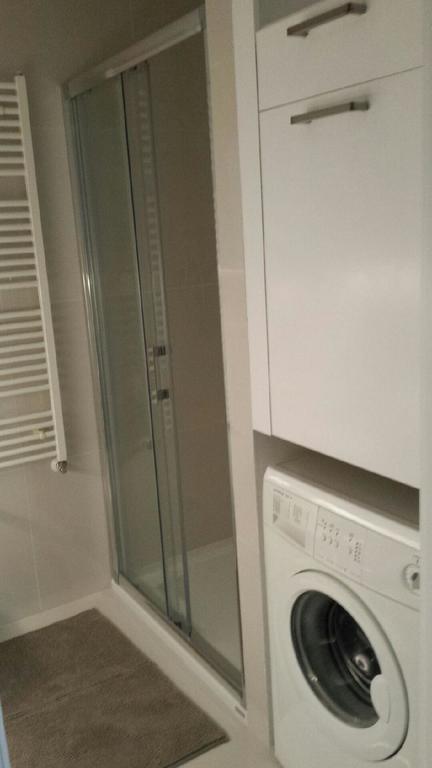 Modern Apartment Kosinskiego Poznań Esterno foto